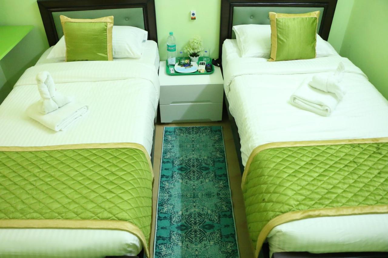 Hotel Nkc Airport Ченнаї Екстер'єр фото